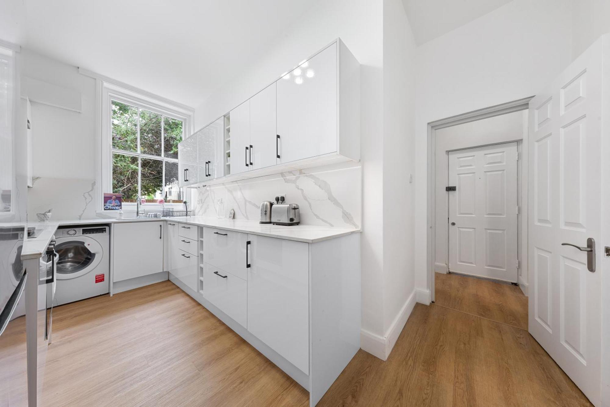 Maida Vale, Modern Apt, Sleeps 4, London. * Londres