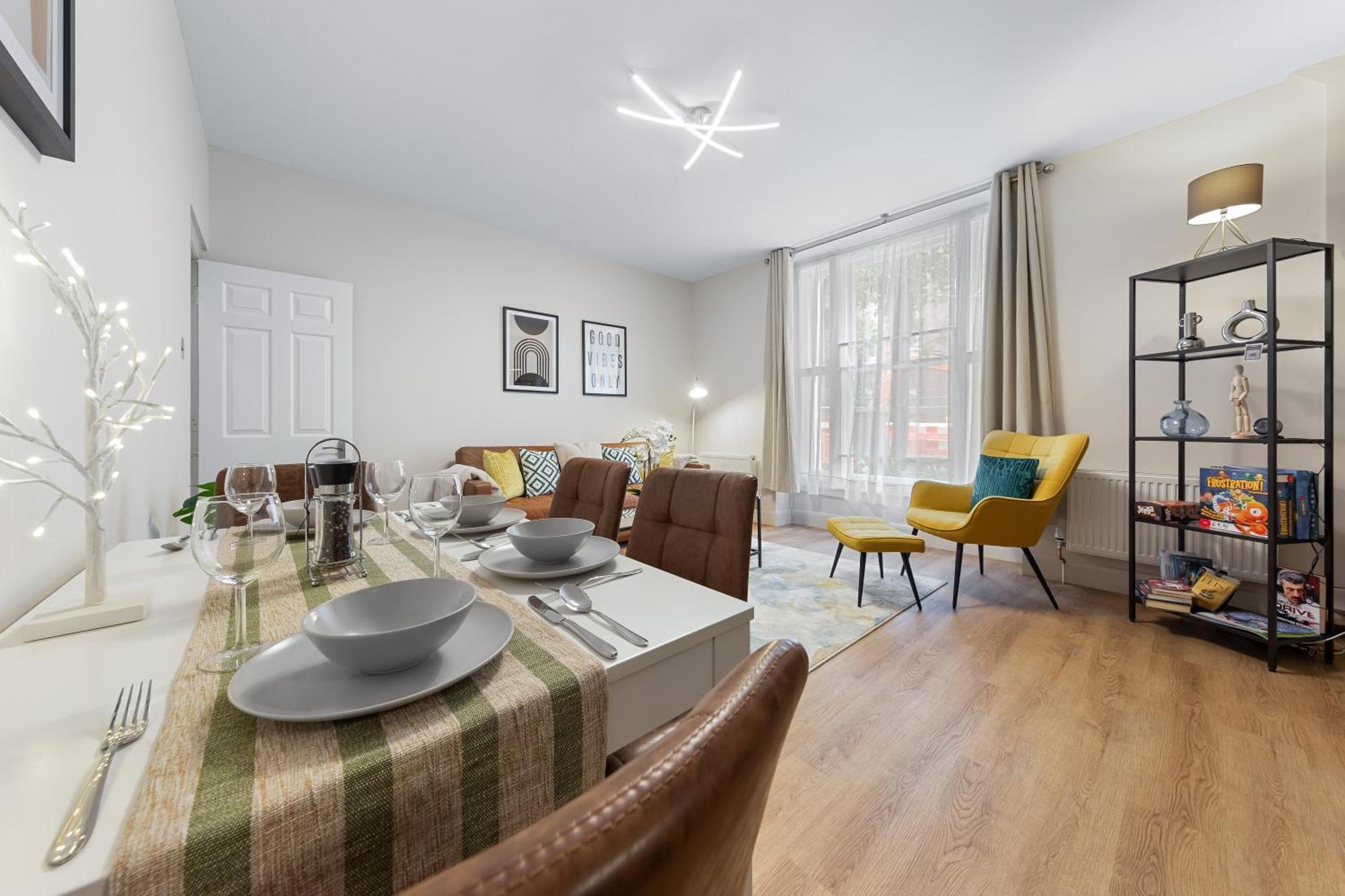 Maida Vale, Modern Apt, Sleeps 4, London. Appartement